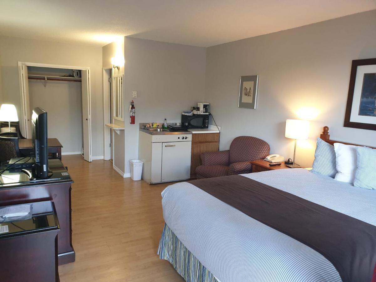 פאוול ריבר Island View Lodge מראה חיצוני תמונה