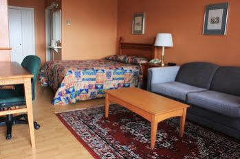 פאוול ריבר Island View Lodge מראה חיצוני תמונה
